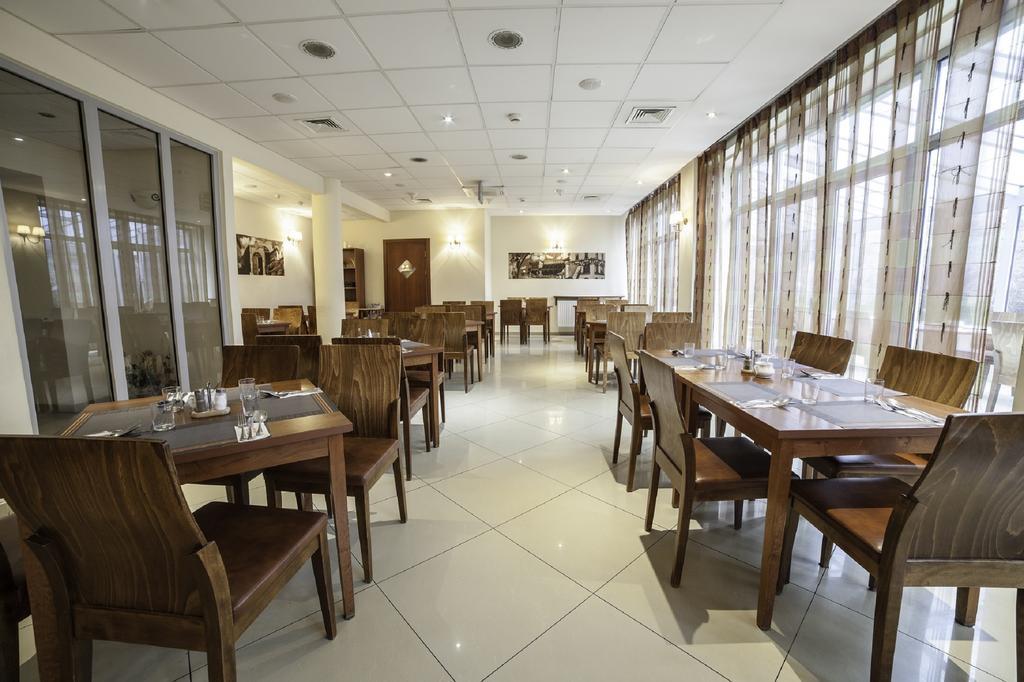 H6 Major Aparthotel Travel & Business, Free Parking Cracóvia Exterior foto