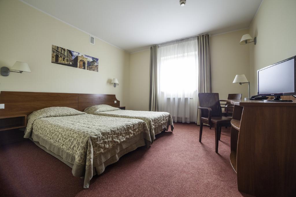 H6 Major Aparthotel Travel & Business, Free Parking Cracóvia Exterior foto